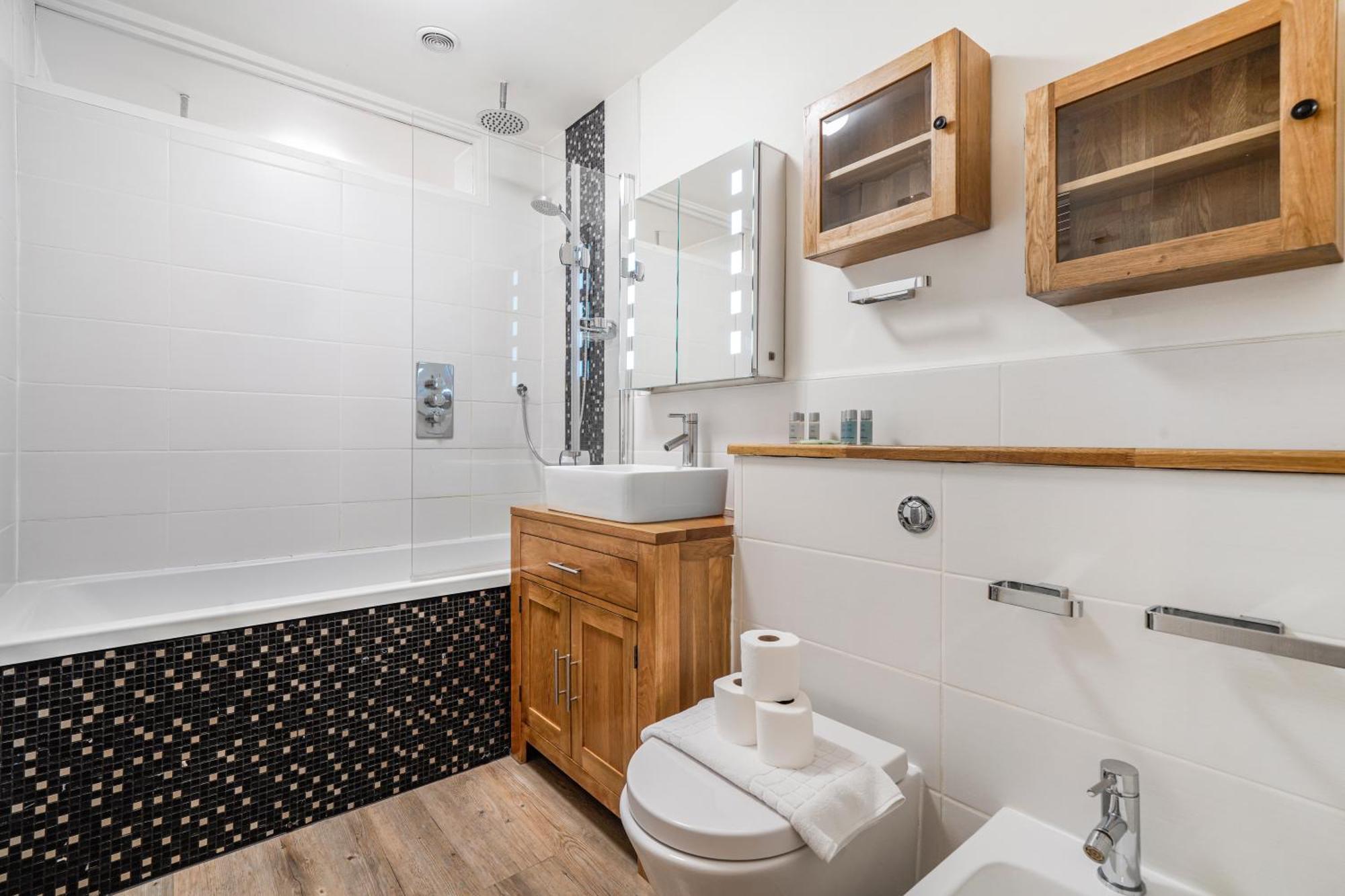 Executive 4 Bedroom Town House In Canada Water Free Wifi & Parking By City Stay Aparts 伦敦 外观 照片