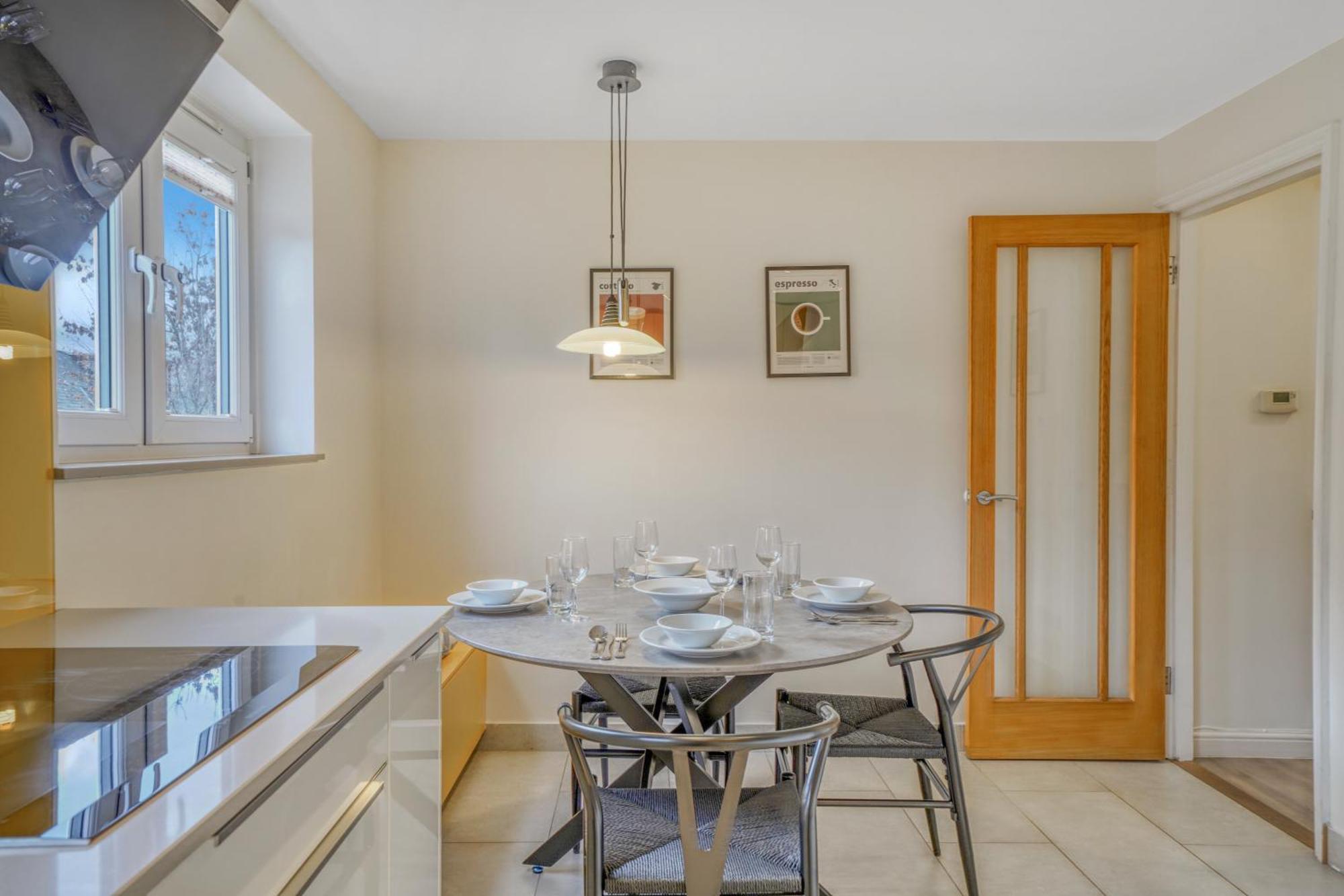 Executive 4 Bedroom Town House In Canada Water Free Wifi & Parking By City Stay Aparts 伦敦 外观 照片