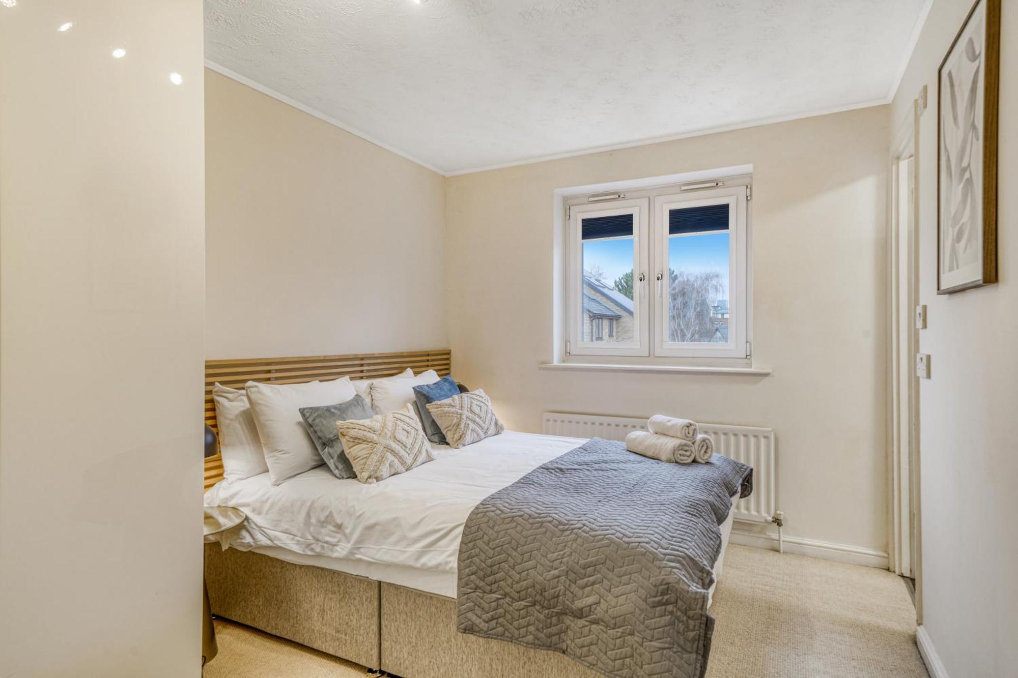 Executive 4 Bedroom Town House In Canada Water Free Wifi & Parking By City Stay Aparts 伦敦 外观 照片