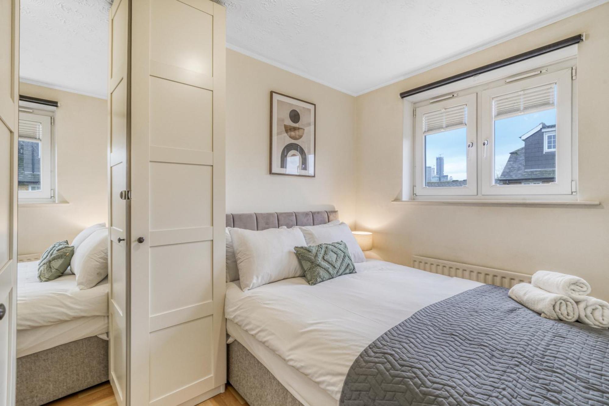 Executive 4 Bedroom Town House In Canada Water Free Wifi & Parking By City Stay Aparts 伦敦 外观 照片
